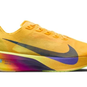 NIKE VAPORFLY 4
