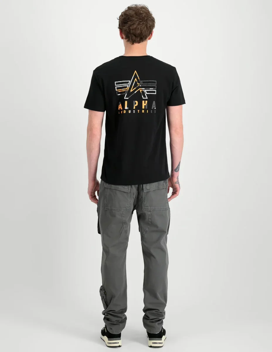 Camiseta Alpha Industries Camo Logo Puff Print Back Print Negra Hombre - Imagen 7