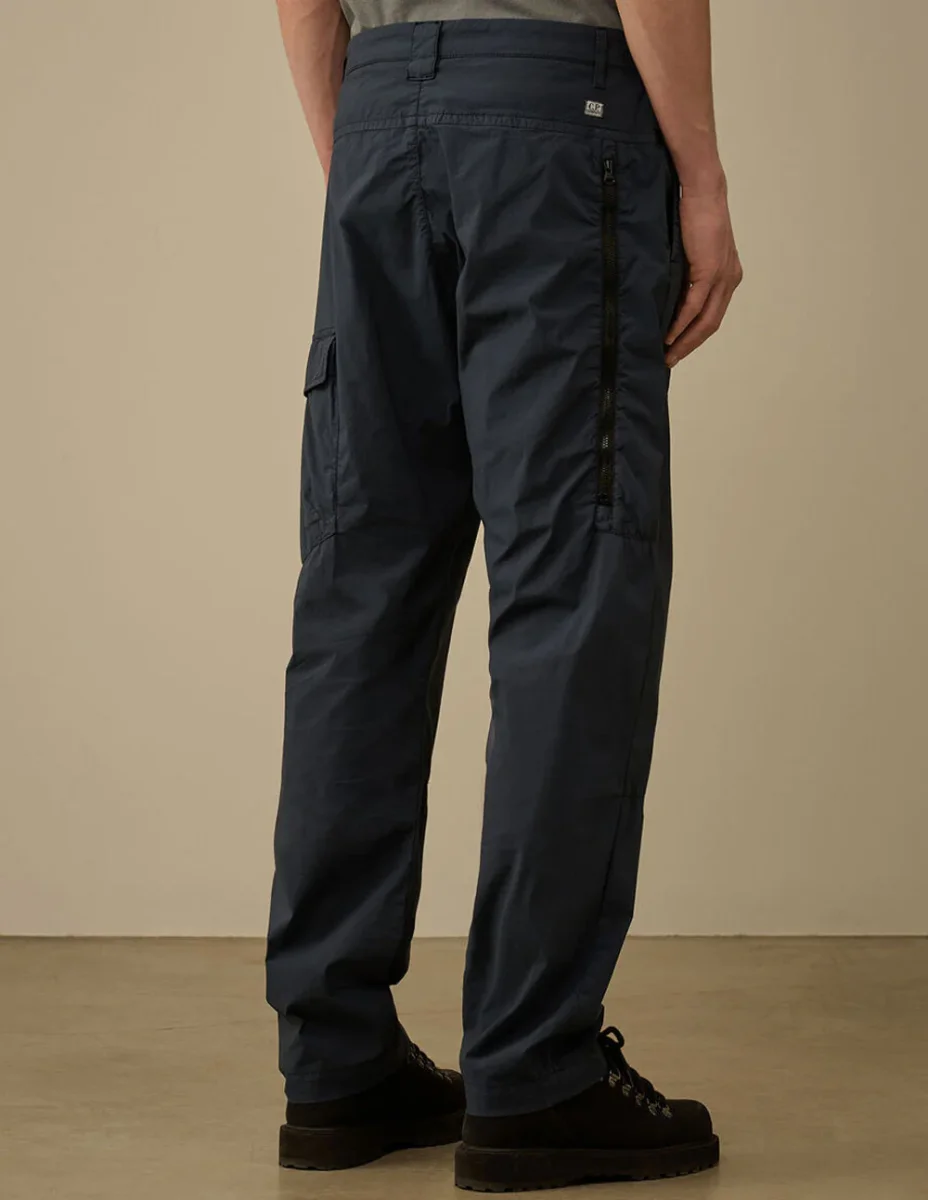 Pantalón C.P. Company 50 Fili Strech Zip Loose Azul Hombre - Imagen 5