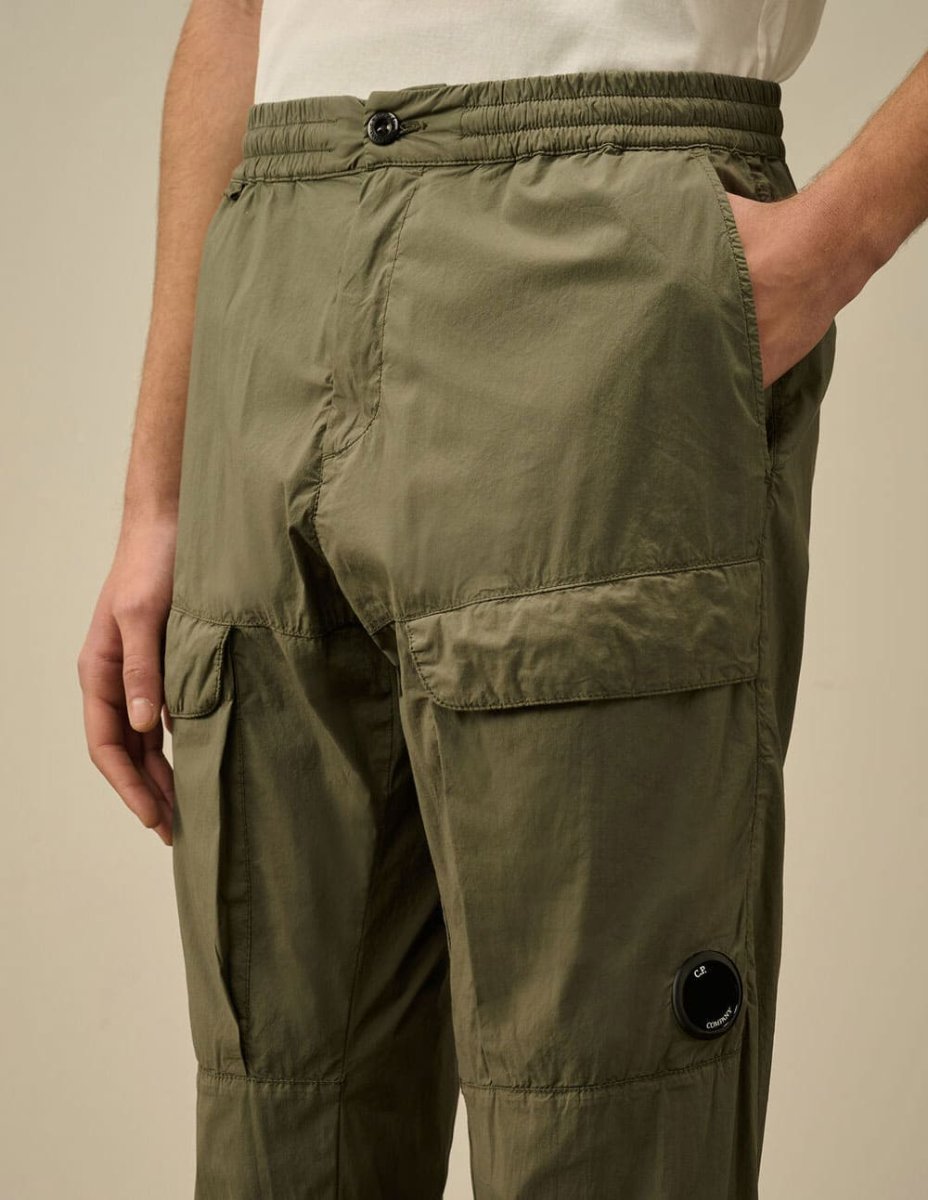 Pantalón C.P. Company 50 Fili Strech Loose Verde Hombre - Imagen 4
