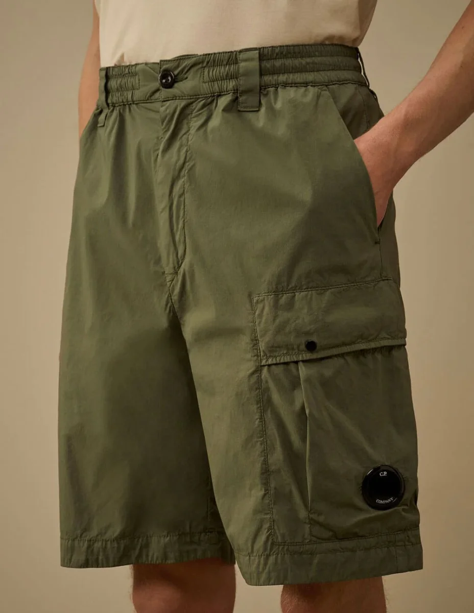 Pantalón Corto C.P. Company 50 Fili Stretch Loose Lens Verde Hombre - Imagen 4