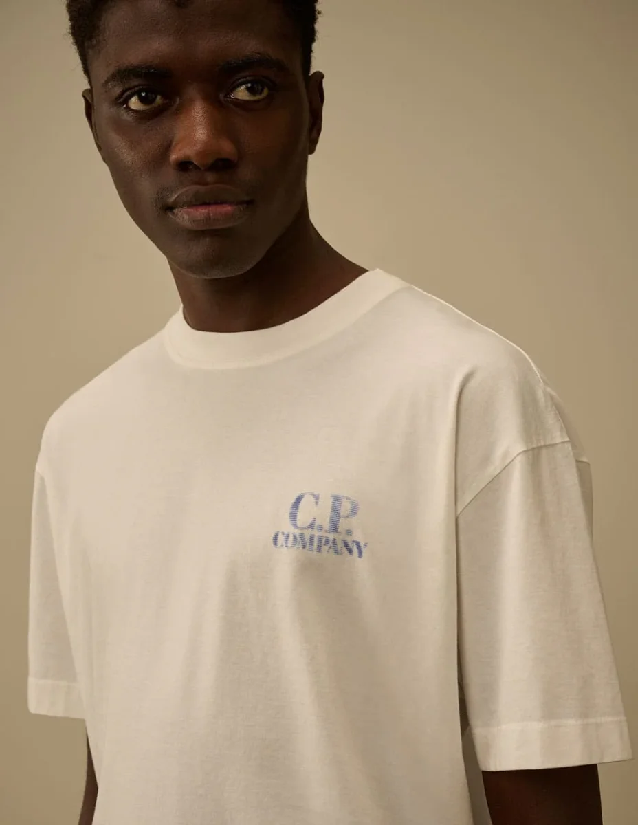 Camiseta C.P. Company Comfort Logo Beige Hombre - Imagen 4