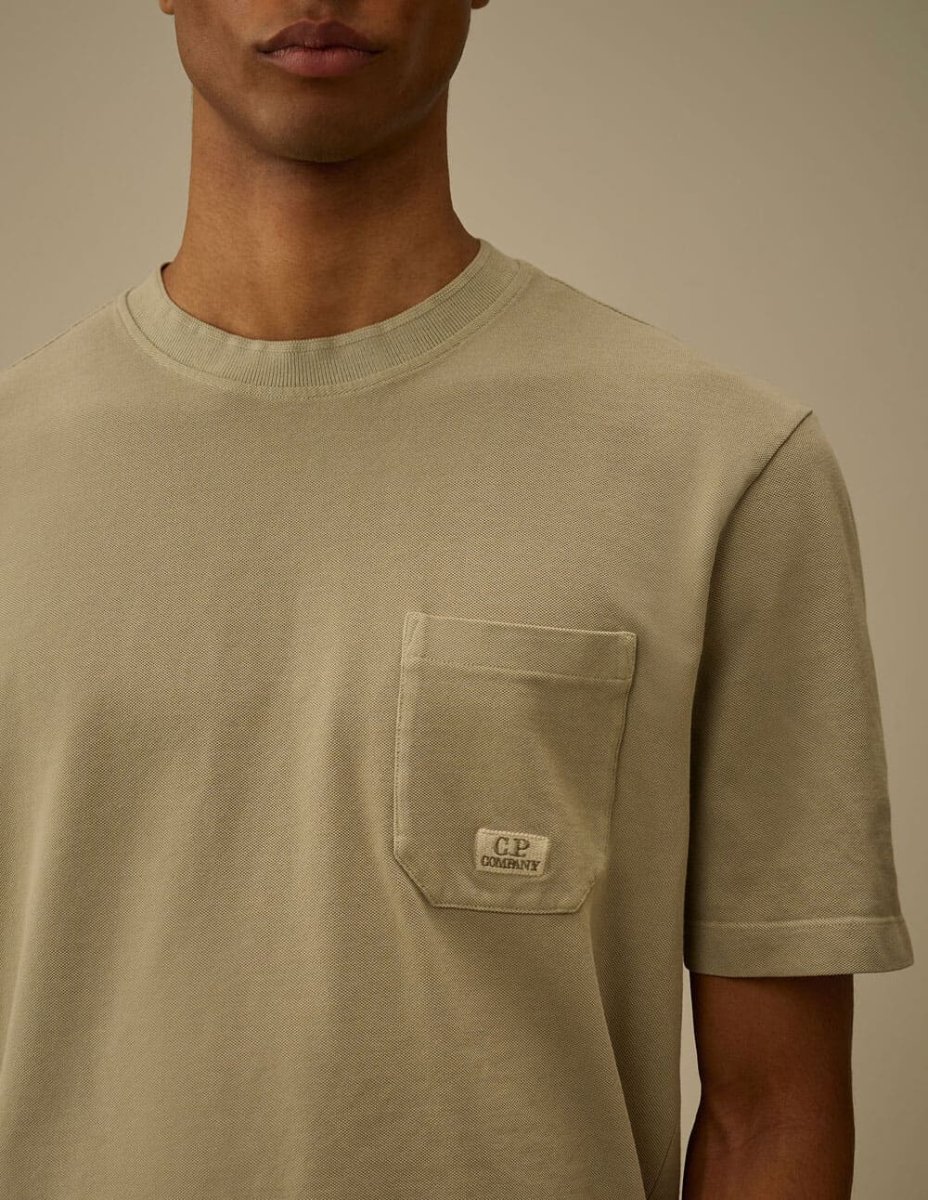 Camiseta C.P. Company Piquet Pigment Dyed Verde Hombre - Imagen 4
