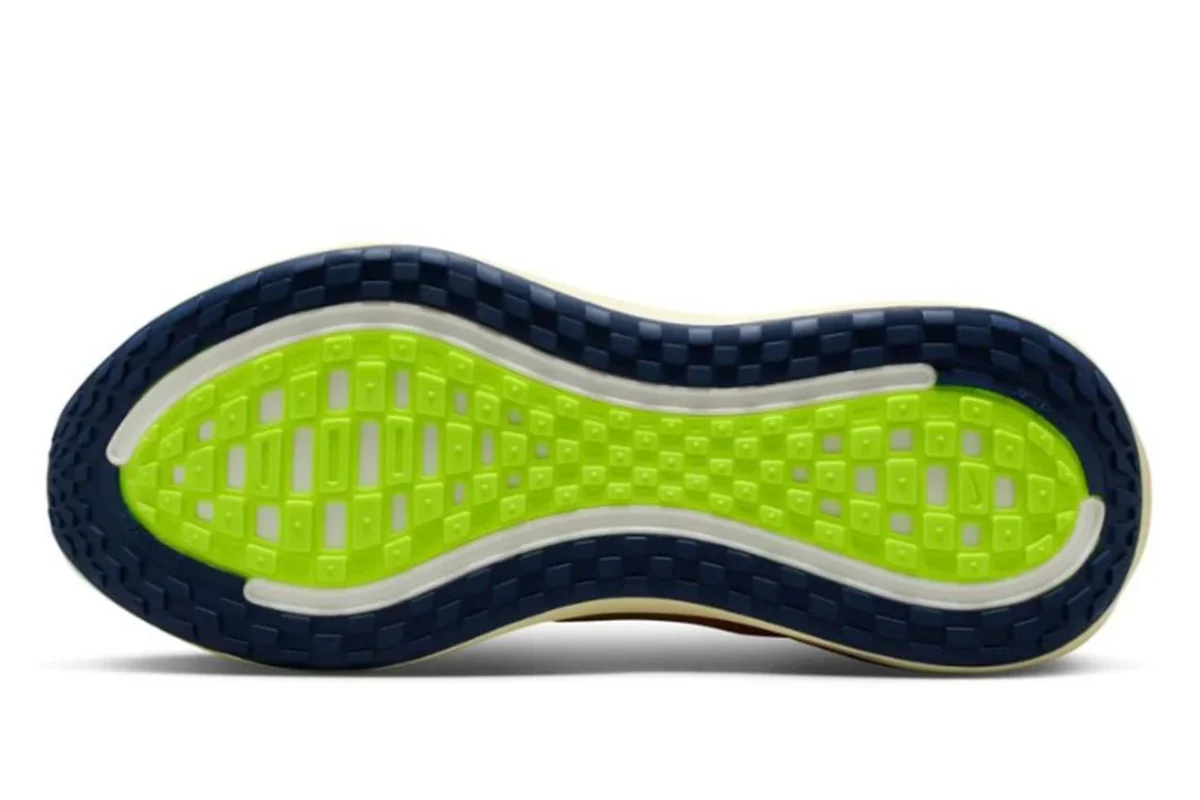 NIKE VOMERO PLUS - Imagen 7