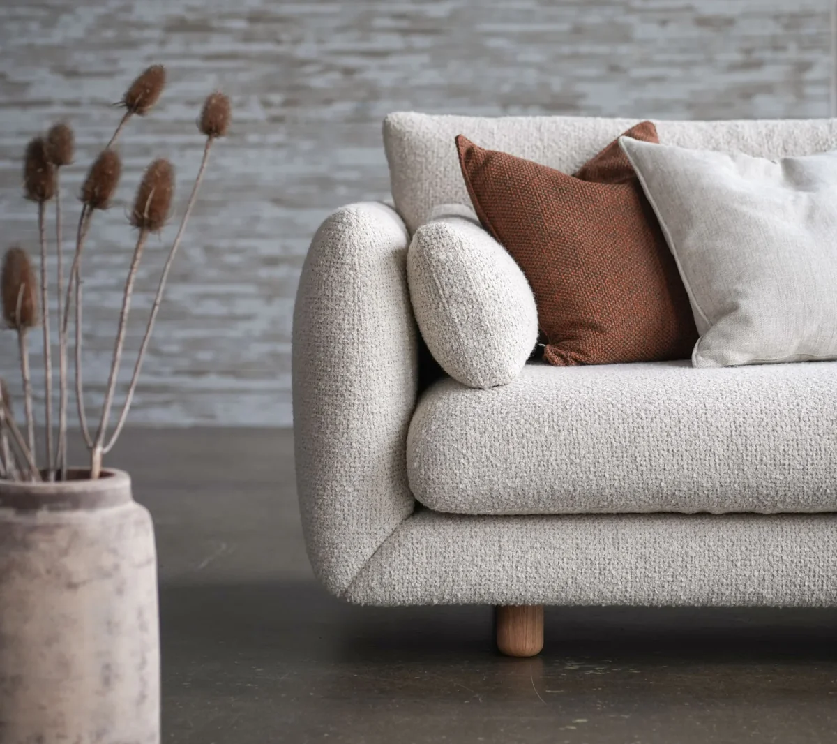 Bloom sofá de 3 plazas con base pedestal y chaise longue a la izquierda - Imagen 5