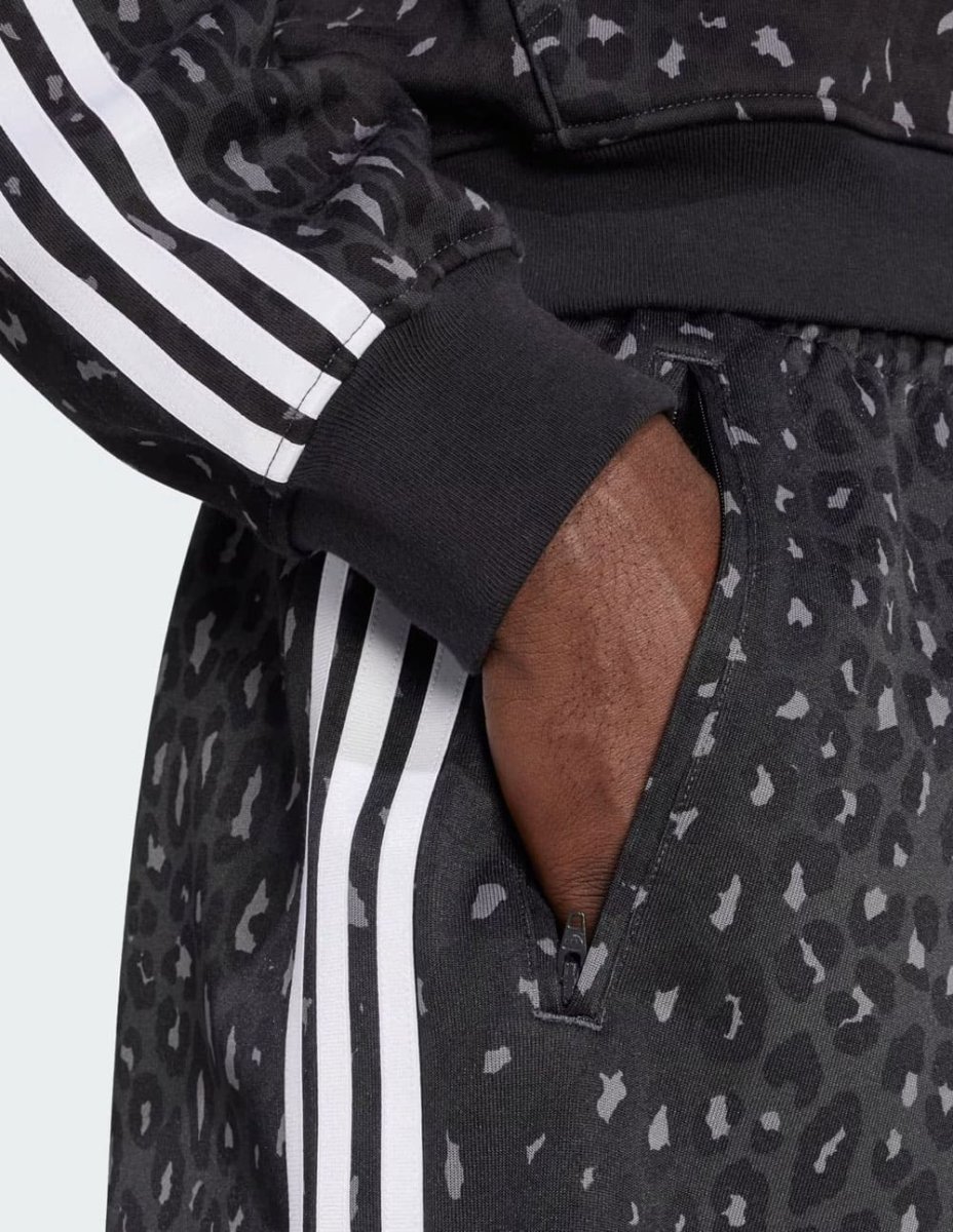 Pantalón Corto adidas Leo Oversized Negro Hombre - Imagen 4