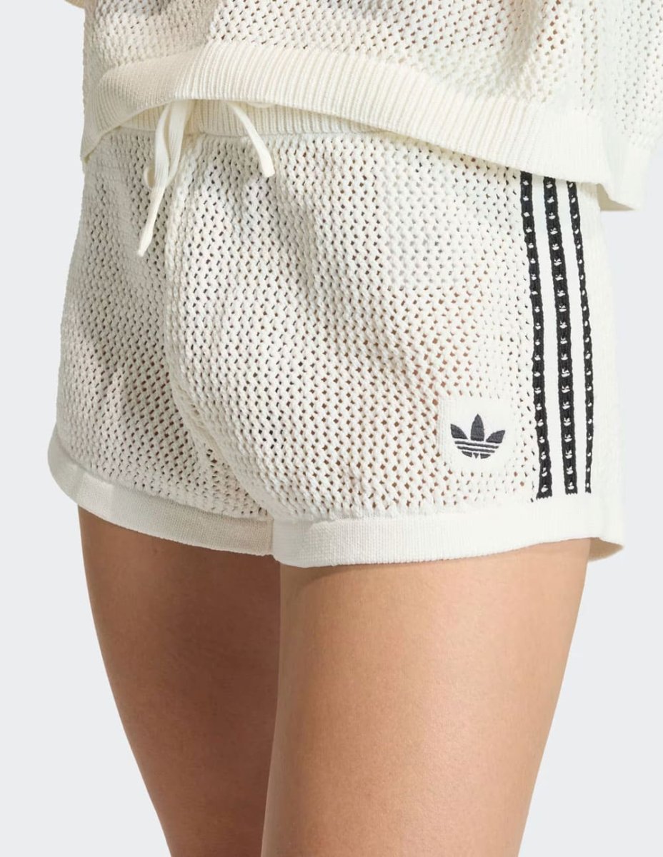 Pantalón Corto adidas de Punto con Ganchillo Blanco Mujer - Imagen 4
