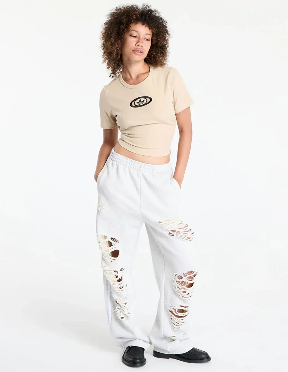 Camiseta adidas Campus 2000 Beige Mujer - Imagen 5