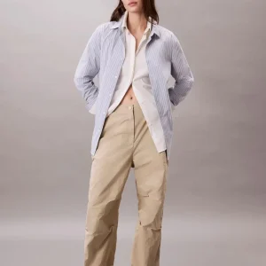 Pantalón Calvin Klein Jeans Parachute Beige Mujer