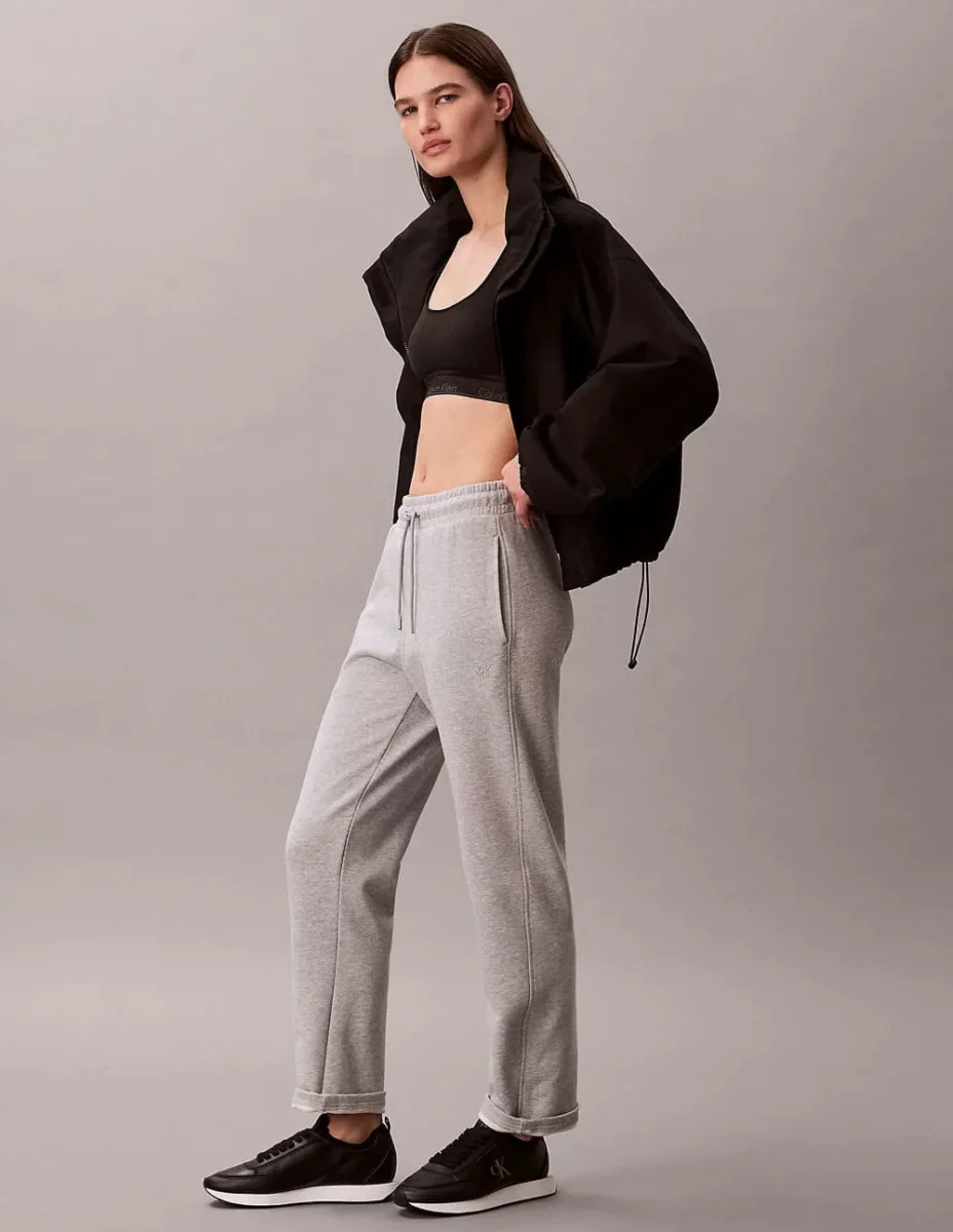 Pantalón Calvin Klein Jeans Barrel Gris Mujer - Imagen 5