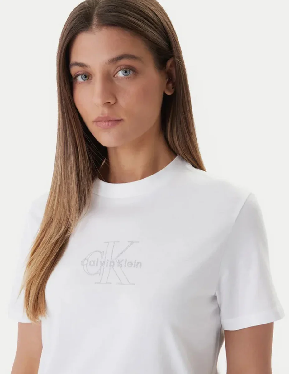 Camiseta Calvin Klein Jeans con Logo Blanca Mujer - Imagen 4