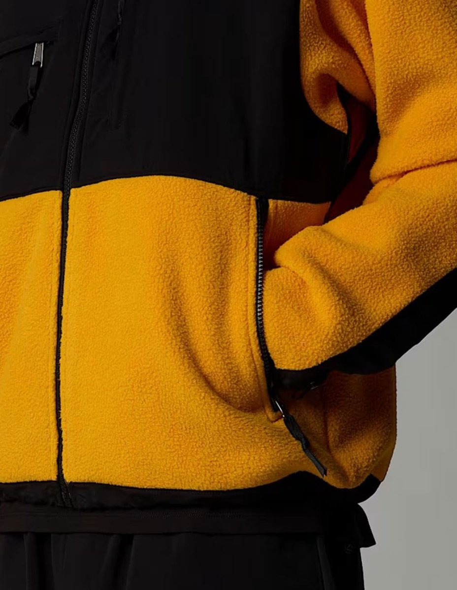 Chaqueta The North Face Denali Retro Amarilla y Negra Hombre - Imagen 8