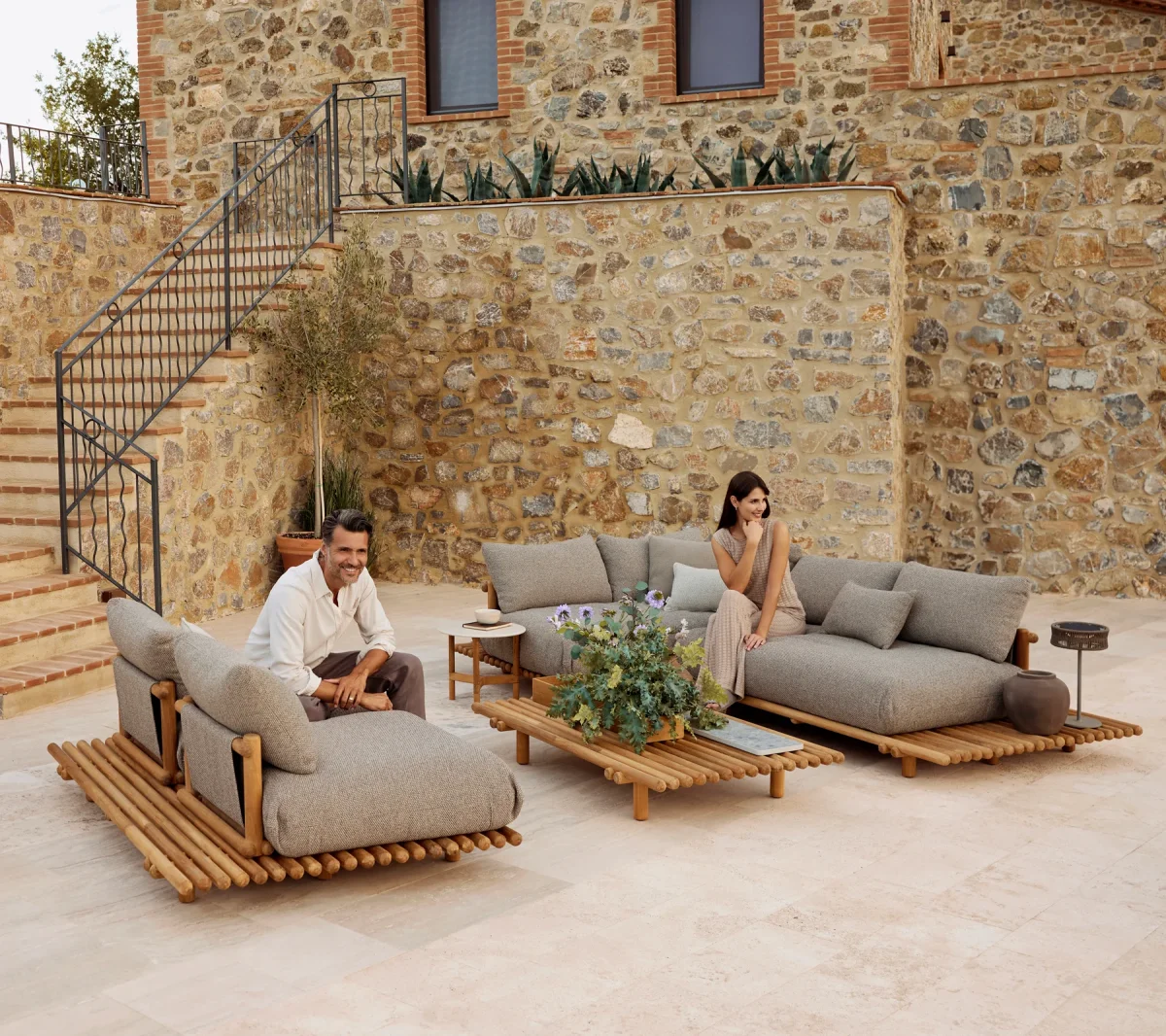 Base de módulo de sofá Sticks Platform - Imagen 3