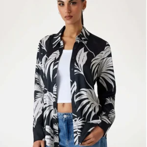 Camisa GUESS Estampada Negra Mujer